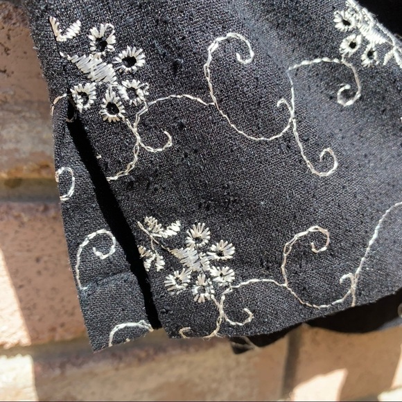 SILKLAND 100% silk embroidered floral eyelet sleeveless top spring summer - Picture 5 of 6